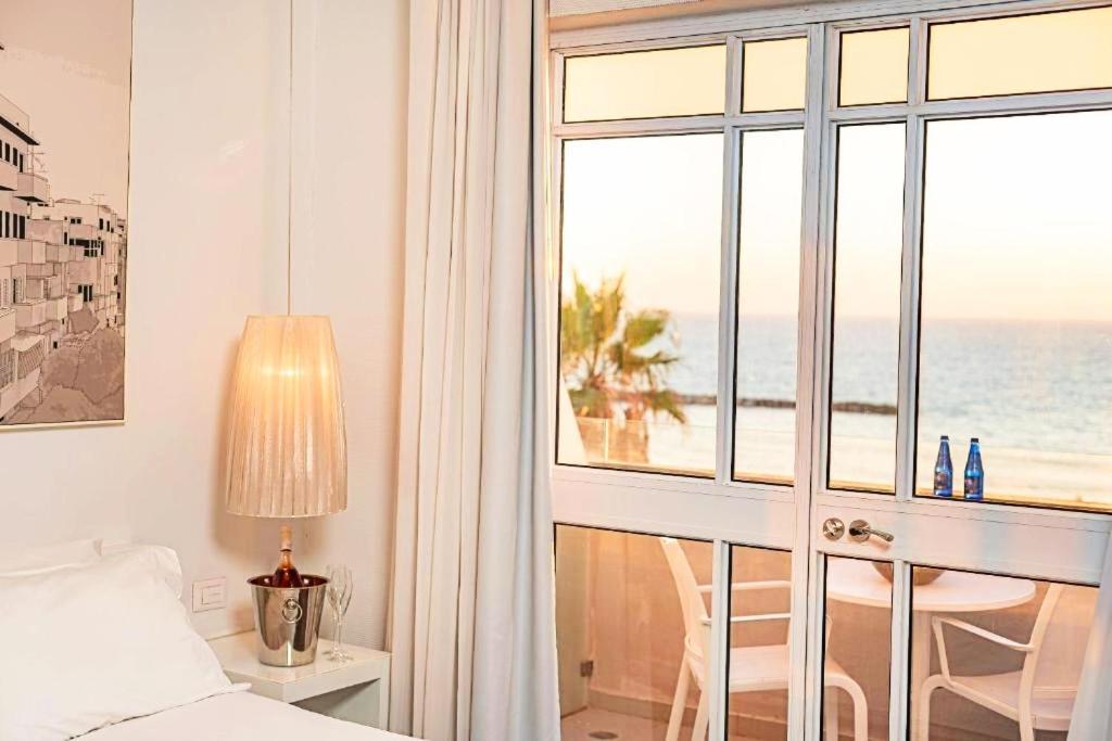Olive Gordon By The Beach Tel-Aviv Extérieur photo